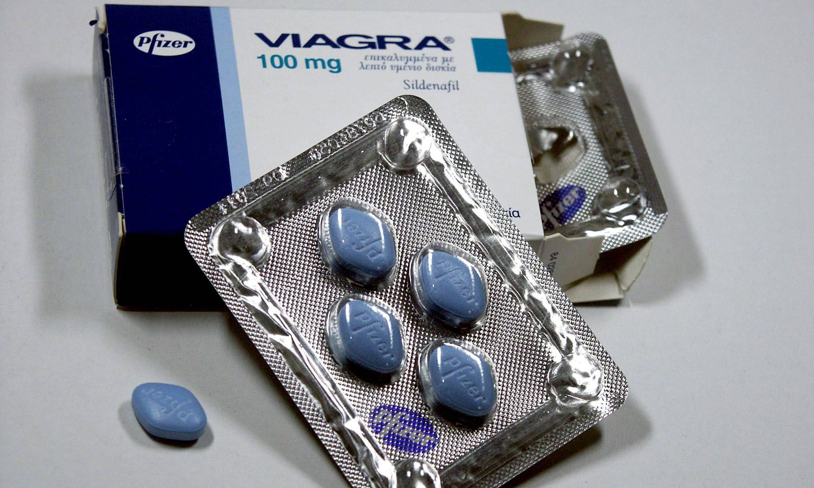 Где купить виагру для мужчин. Силденафил виагра 100мг 4шт. Виагра 100 мг делить таблетку. Виагра таблетки диспергируемые. Долгоиграющий таблетки виагра 100мг.